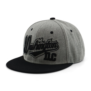 BASEBALL CAP DC COLLEGIATE DESIGN GRAY & BLACK