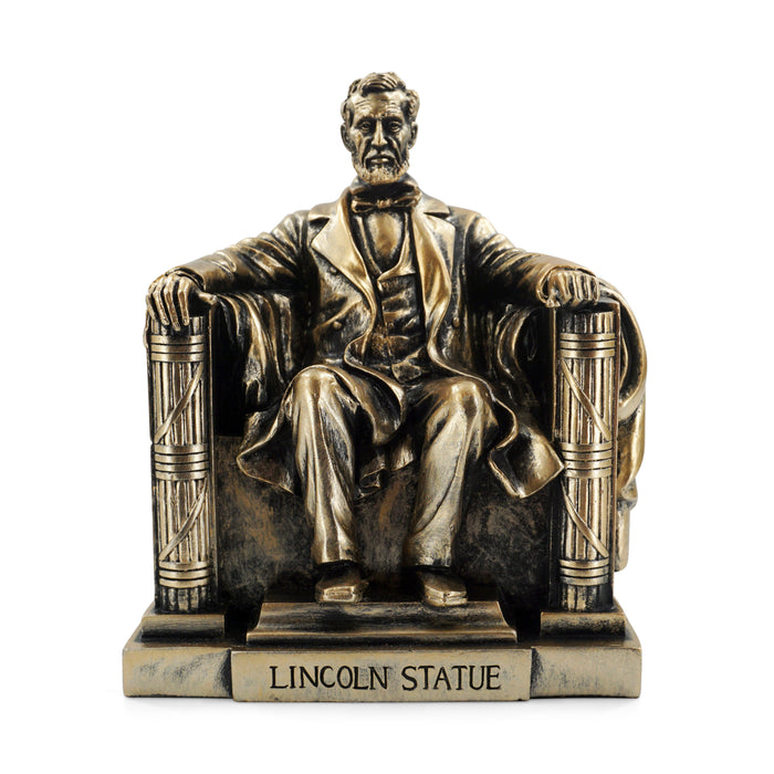 Sitting Abraham Lincoln Statue
