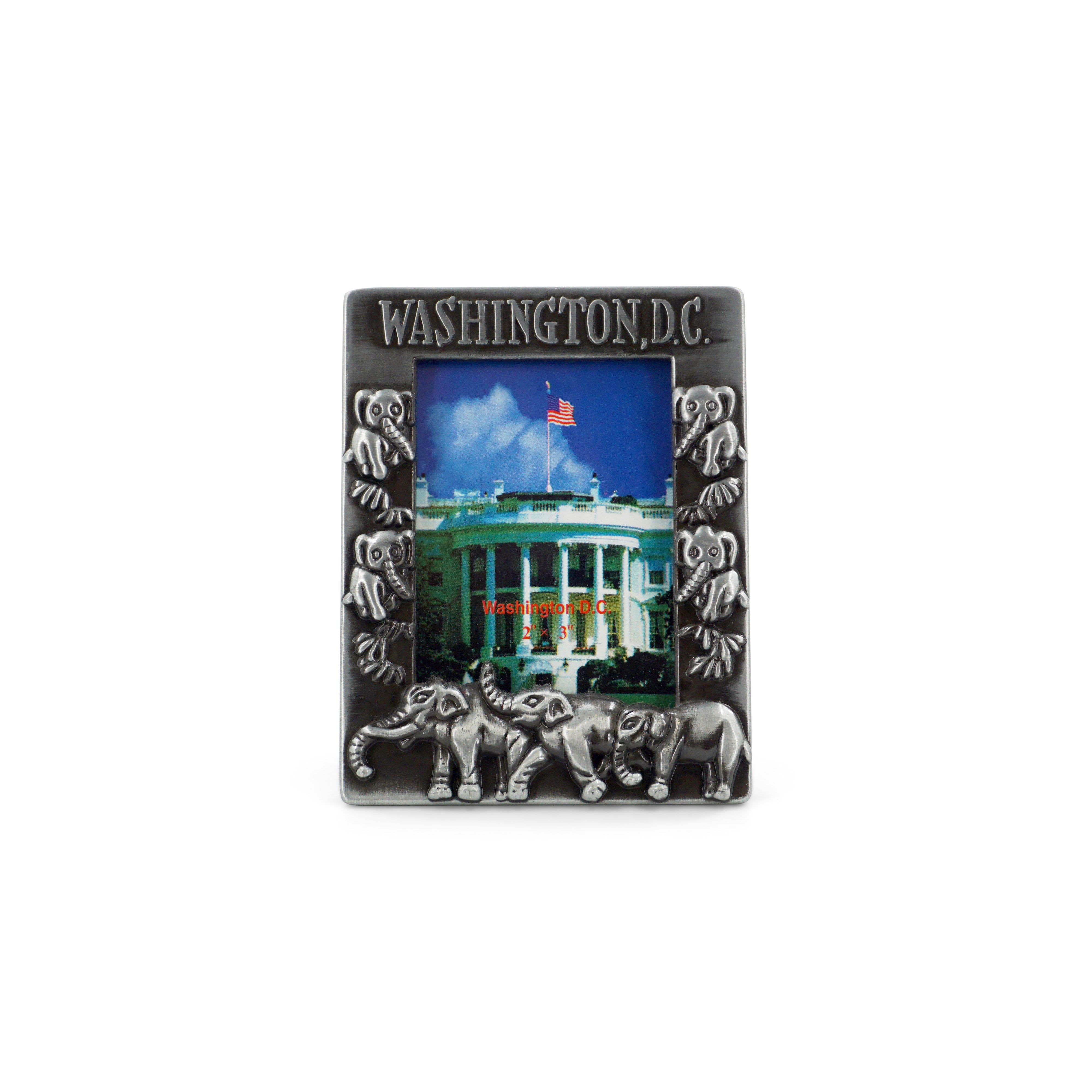 Decorative frame with 'Washington, D.C.' text and an image of the White House.