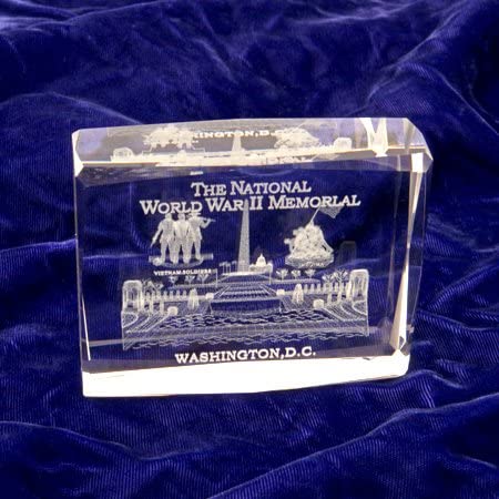 3D Laser Etched "The National World War II Memorial" with Iwo Jima & Vietnam Soldiers Glass Crystal Paperweight, Washington DC Souvenirs