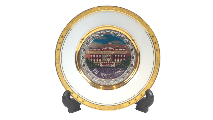 Chockin Plate W.House Color