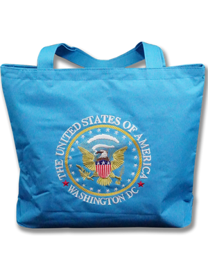 Washington DC with The Great Seal Shoulder Tote Bag Blue