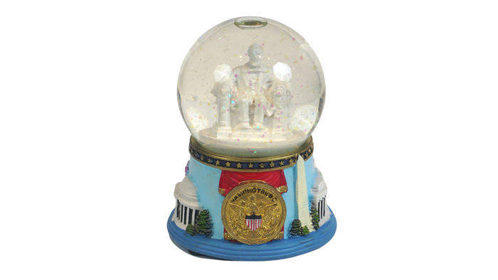 Abraham Lincoln Snow globe